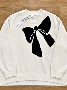 Chelsea & Theodore Bow Sweater in White & Black Size 3X NWT